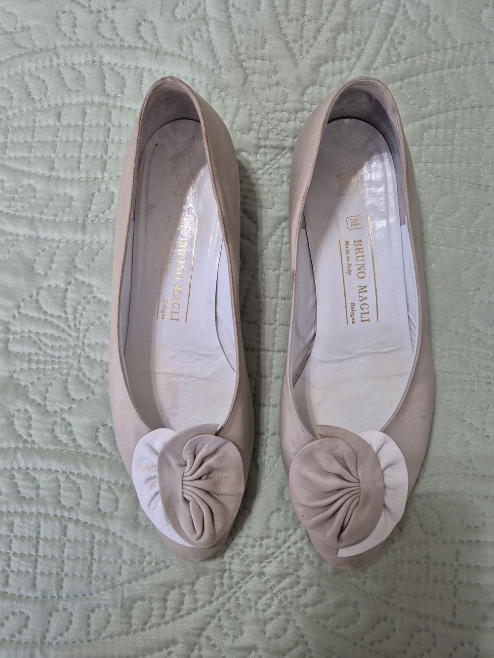Sergio Rossi Beige Leather Ballet Flats with Rosette Accent